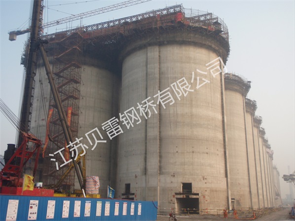 貝雷片在橋梁建設領域大放異彩，推動行業快速發展